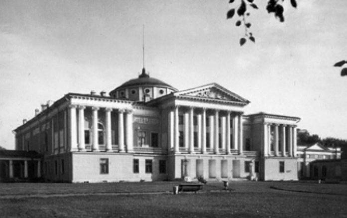 Останкино. Дворец. 1791—98. Арх. Ф. Кампорези, П. Аргунов Останкино. Дворец. 1791—98. Арх. Ф. Кампорези, П. Аргунов